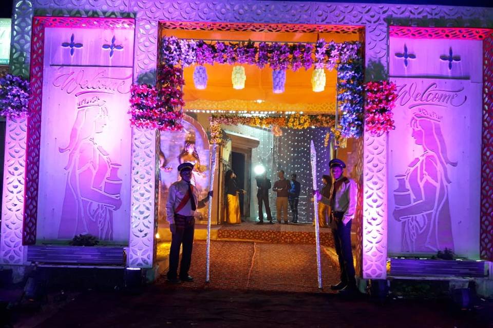 Entrance Decor