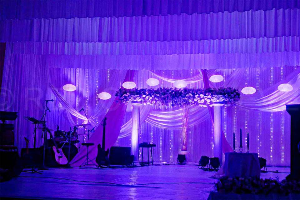 Purple theme wedding decor