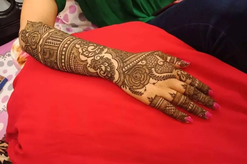 100+ Best Mehndi Captions For Instagram