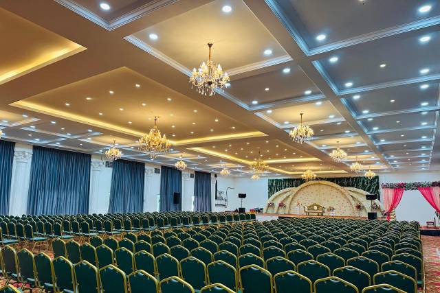 Banquet hall