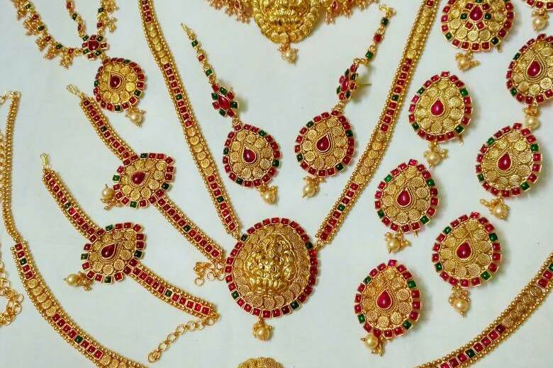 Bridal jewellery