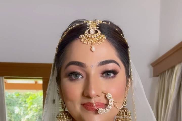 Bridal makeup