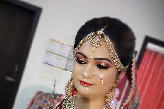 Bridal makeup