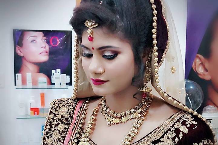 Bridal makeup