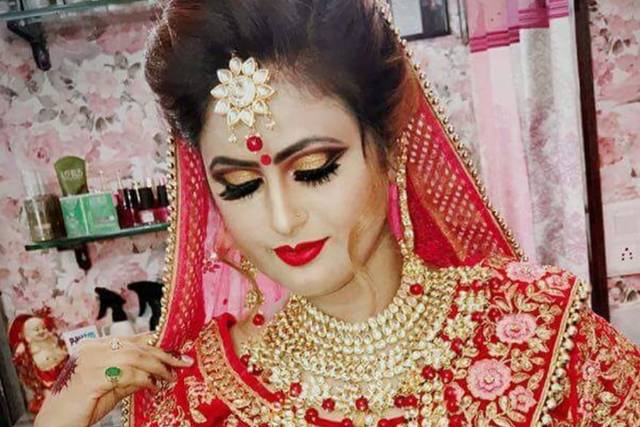 Makeup Artist in Rohini, Akshra Makeover