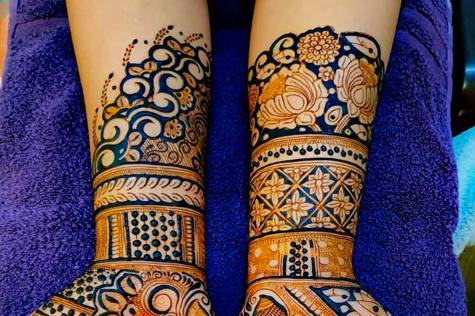 Shreya - Mehendi Artist