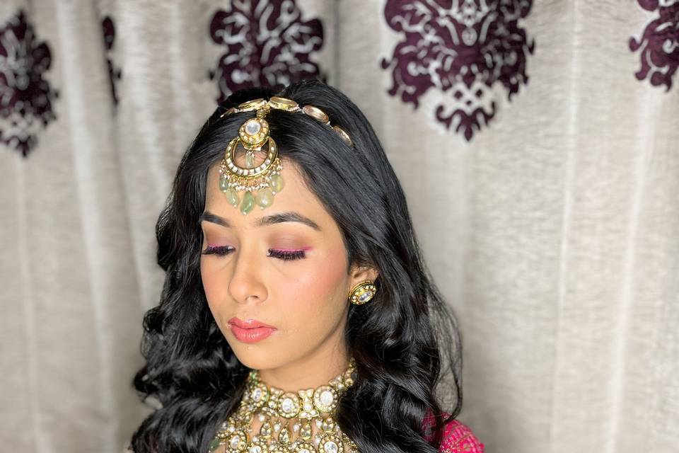 Mehendi bride