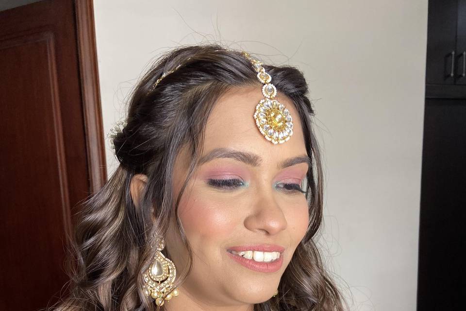 Mehendi makeup