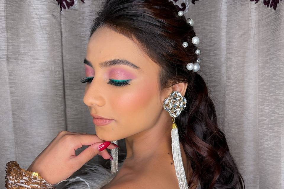 Cocktail makeup