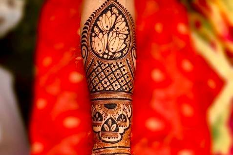 Designer mehndi