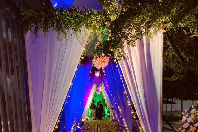 Entrance decor