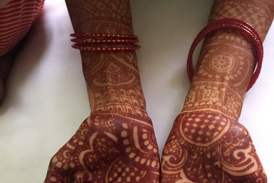 Best Mehendi Arts