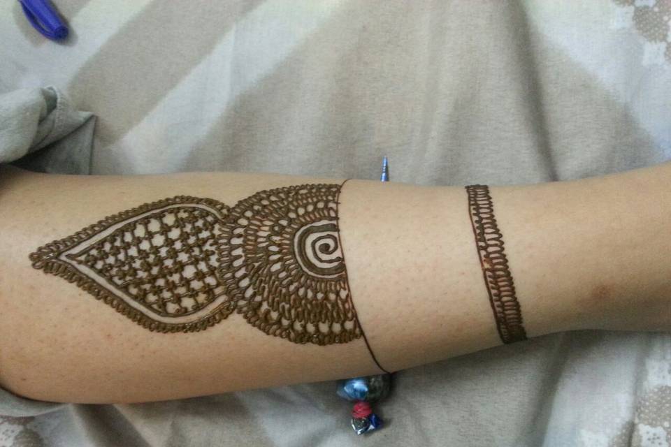 Best Mehendi Arts