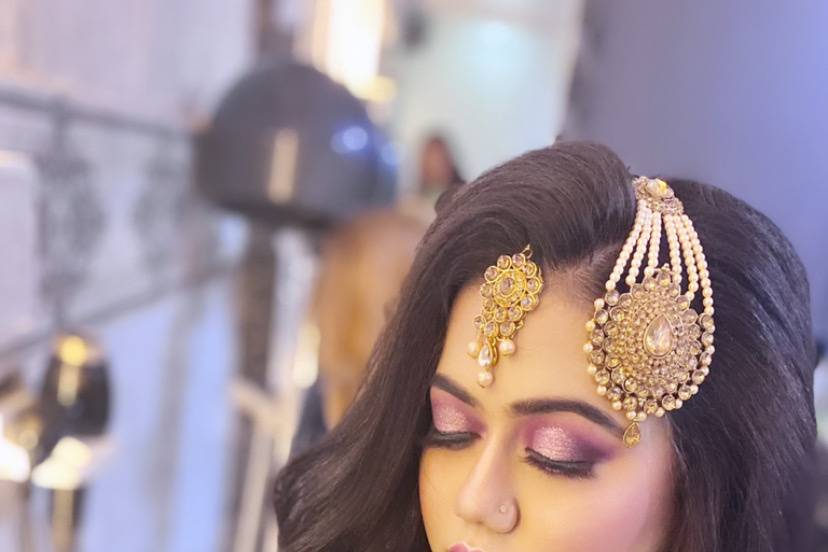 Nilofer Makeup Artist