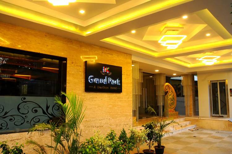 Hotel NK Grand Park