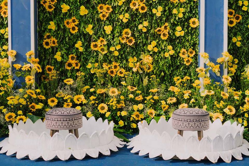 The Azure Amaltas Affair