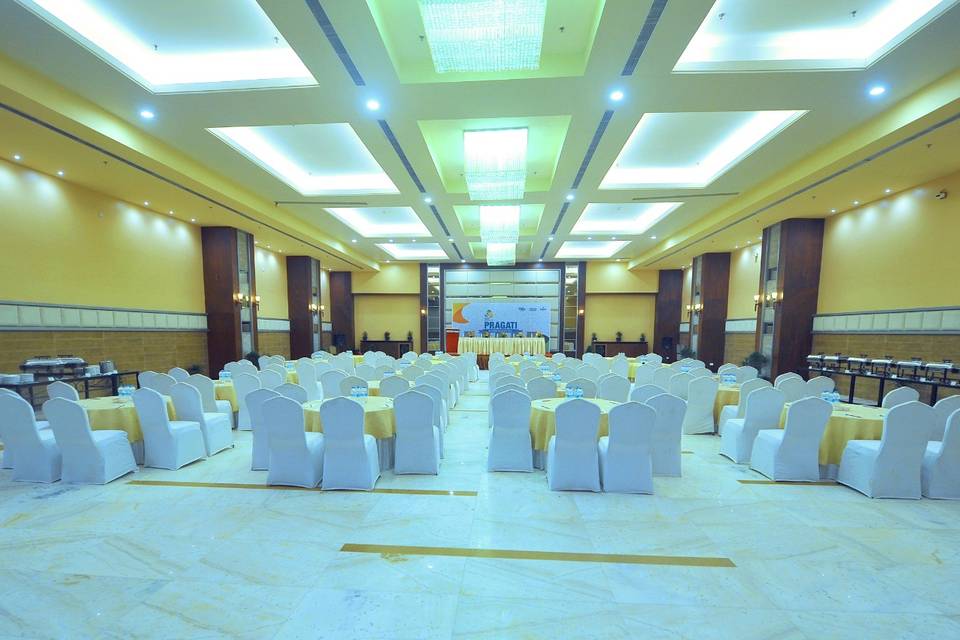 Pipul Padmaja Premium Hotel and Convention