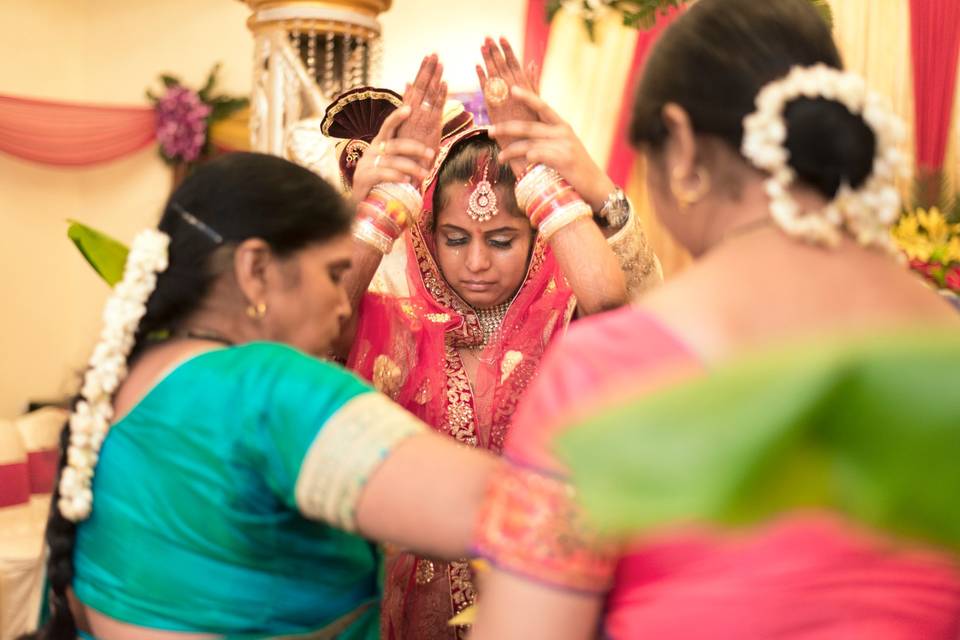 Candid Wedding Photography