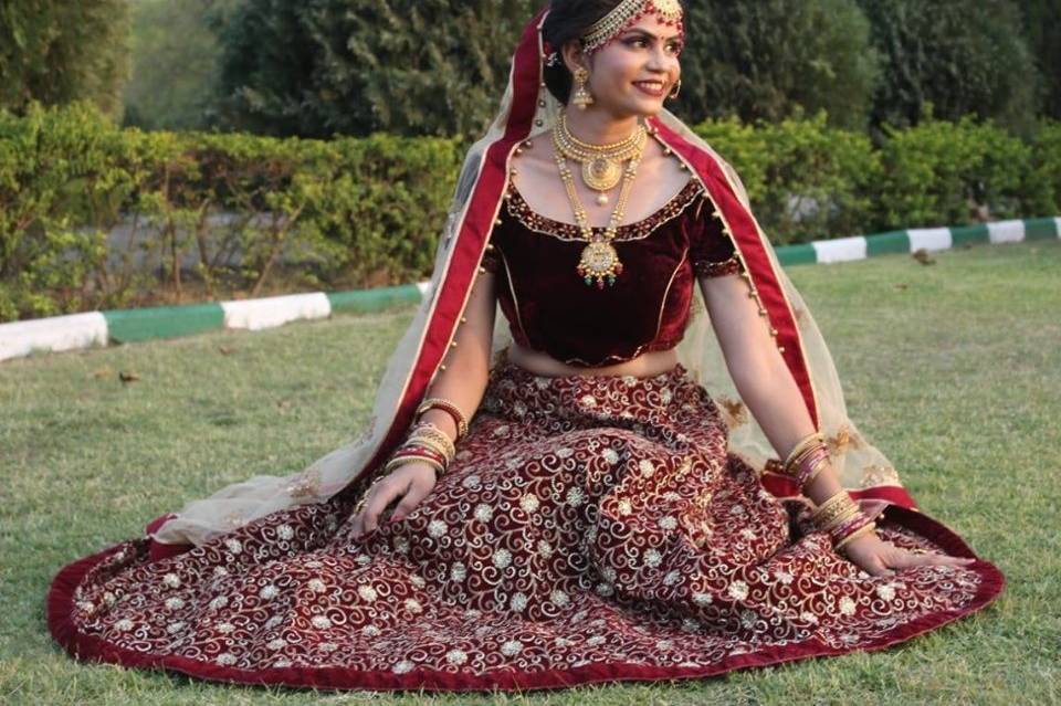 DESIGNER COUTURE ON RENT🤩 Why You Should Rent Your Bridal Lehenga? 🤎 It's  Budget Friendly 🤎 Your Favourite Designer Becomes Affordable 🤎… |  Instagram