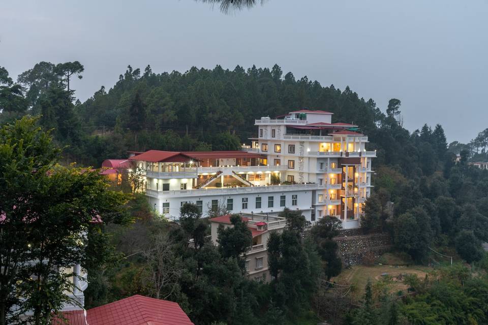 Tehri Club Resort by DLS Hotels