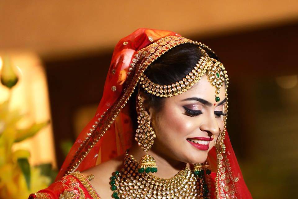 Bridal makeup