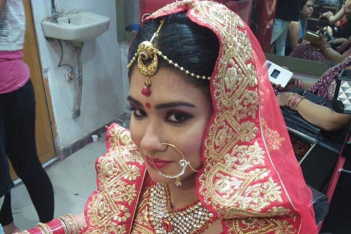 Bridal makeup