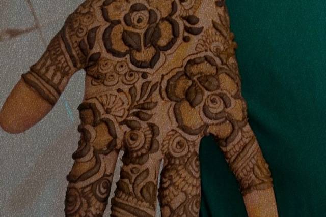 Pin by Zoya Alfi on mehendi designs | Stylish mehndi designs, Khafif mehndi  design, Legs mehndi design