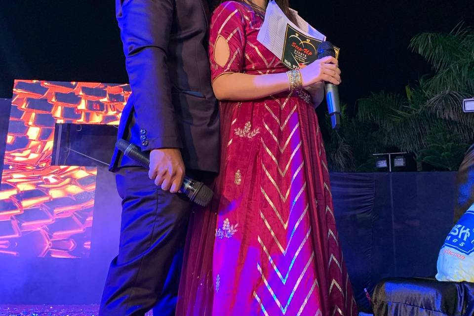 Anchor Prayas and Mansi