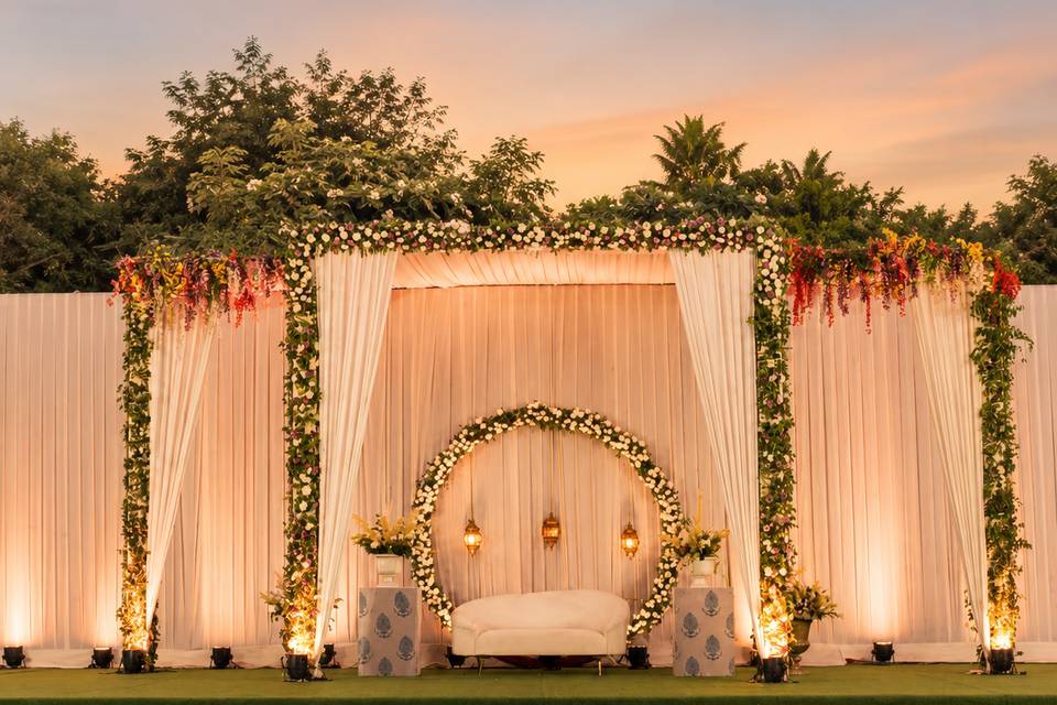 Sagan Decor Rigveda Palace
