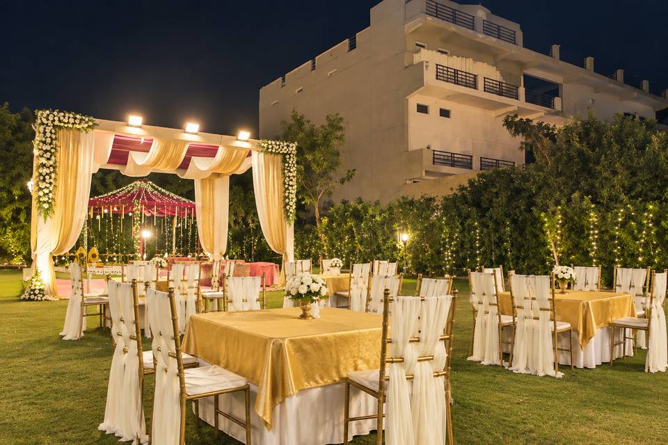 Lawn area