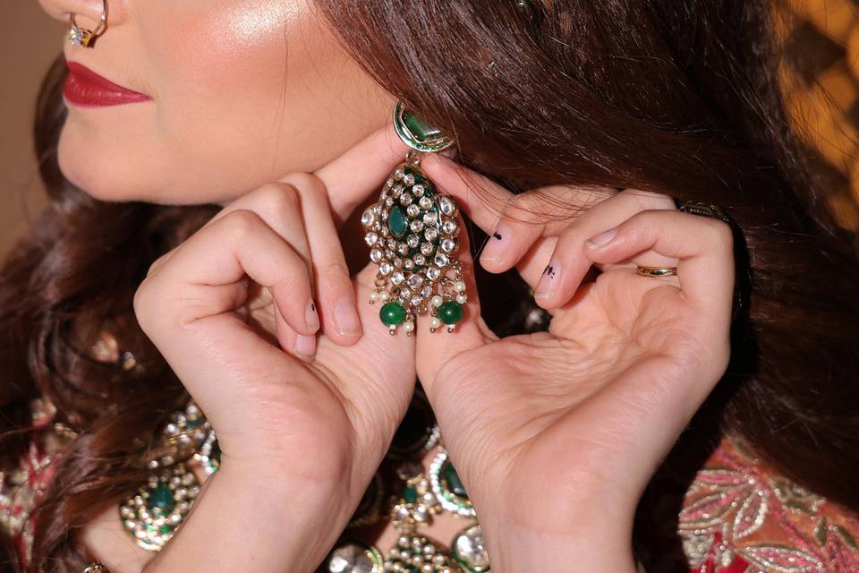 Modern bridal glam
