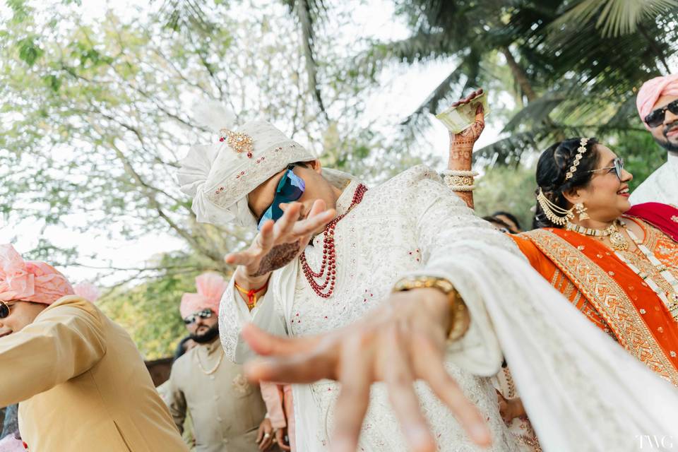 Groom Bharat
