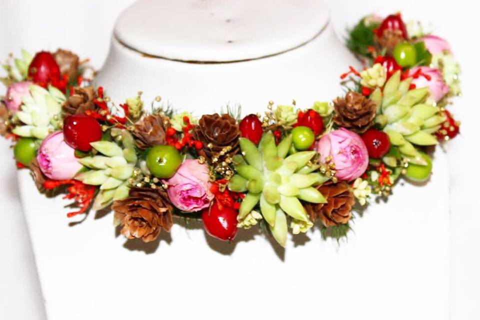 Floral jewellery