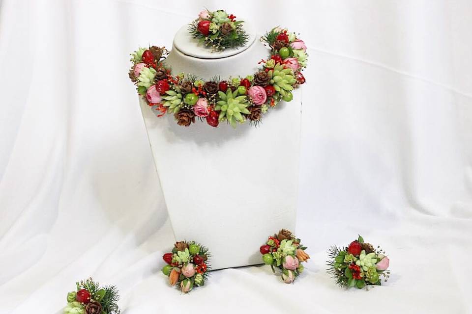 Floral jewellery