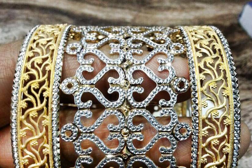 Sindhi Jewellers, Shalimar Bagh