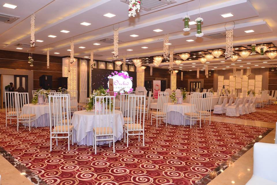 Banquet hall