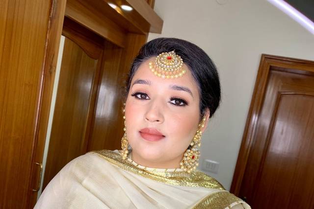 Party makeup