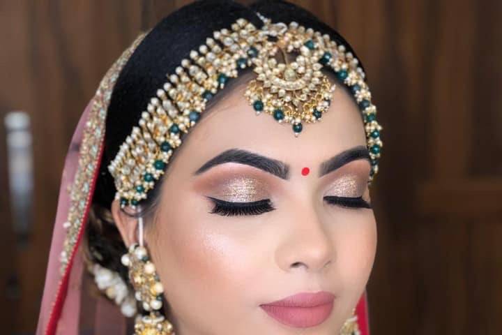 Bridal makeup