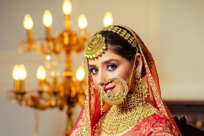 Divine bride look