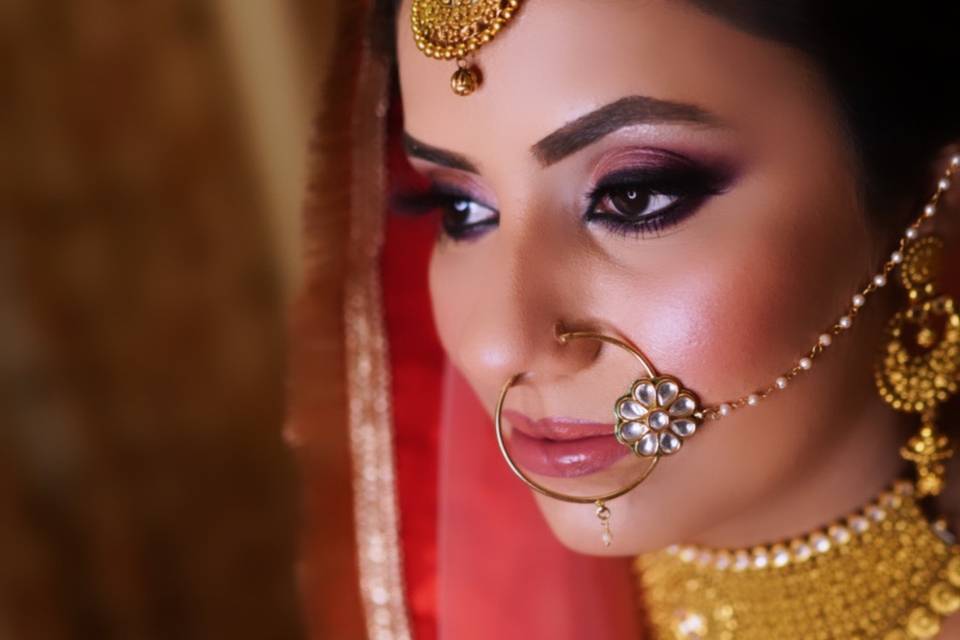 Divine bride look