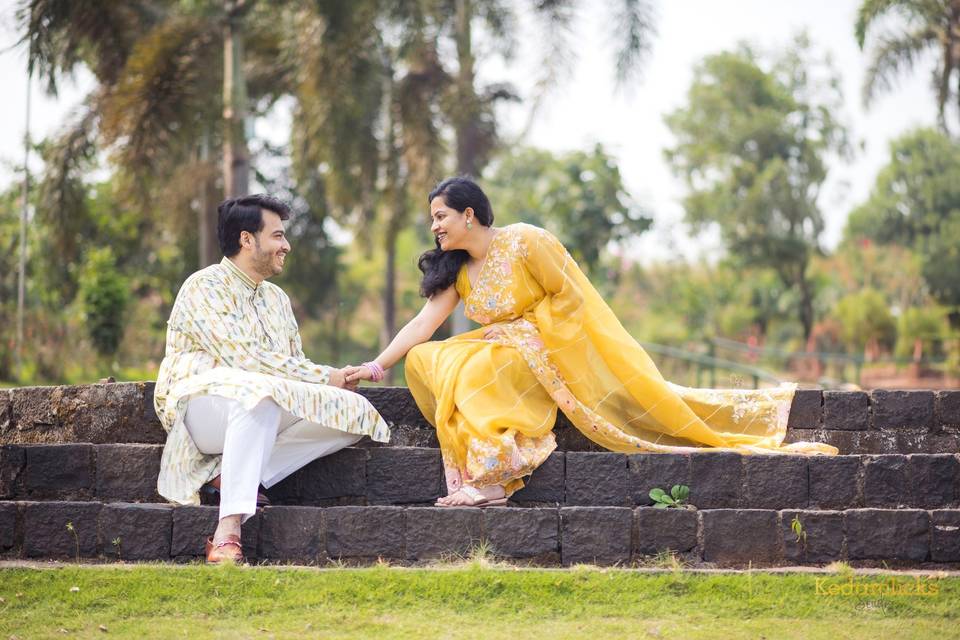 Weddings_portrait_bykedar_1714403051_3356978560466525308_1197890141