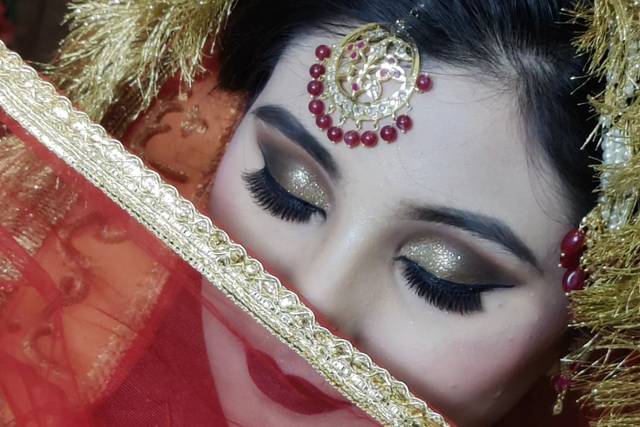 Makeup by Samreen Syed