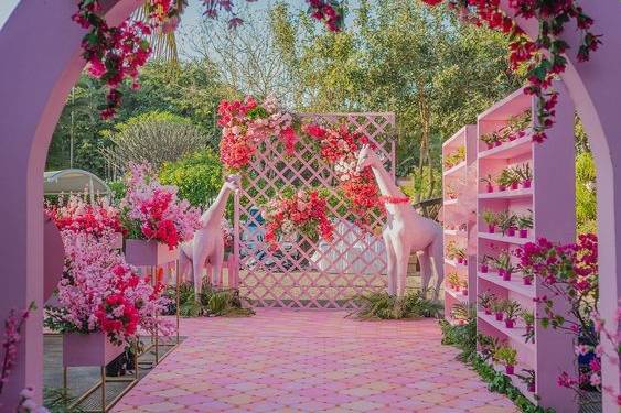 Entrance decor