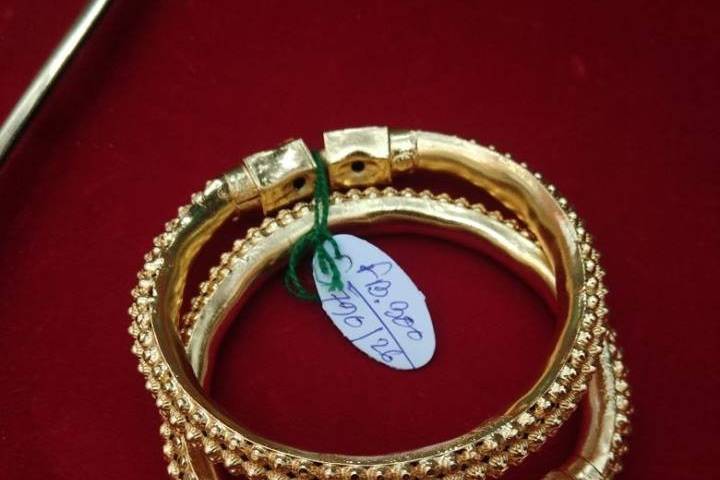 Bridal jewellery-Bangles