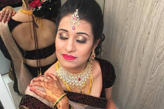 Bridal makeup