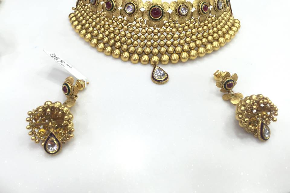 Vercha Jewels, Vivek Vihar