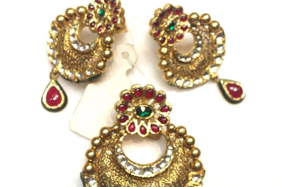 Vercha Jewels, Vivek Vihar