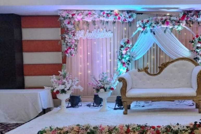 Stage decor