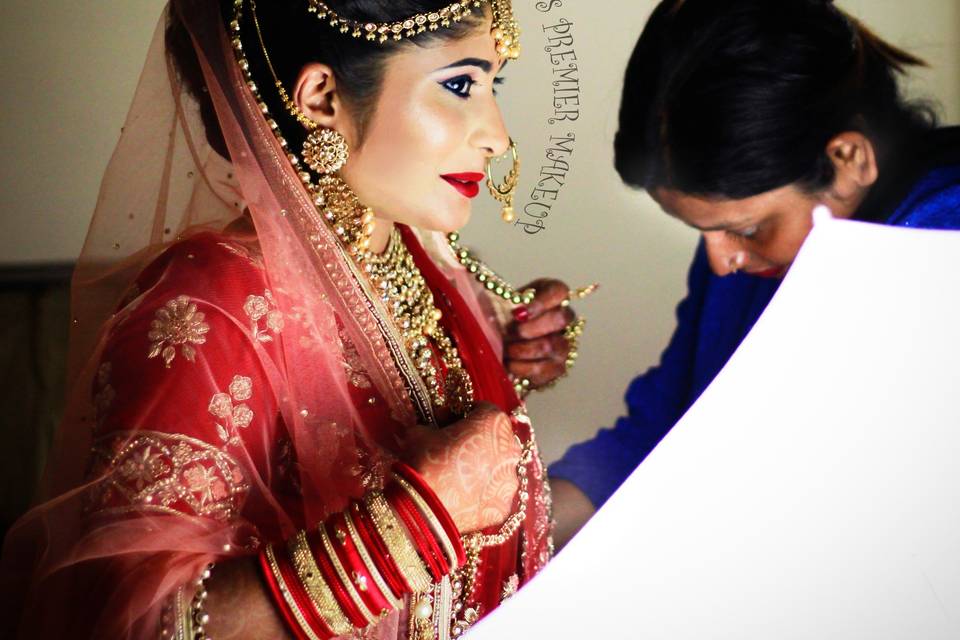 HD PARTY & BRIDAL MAKEUP