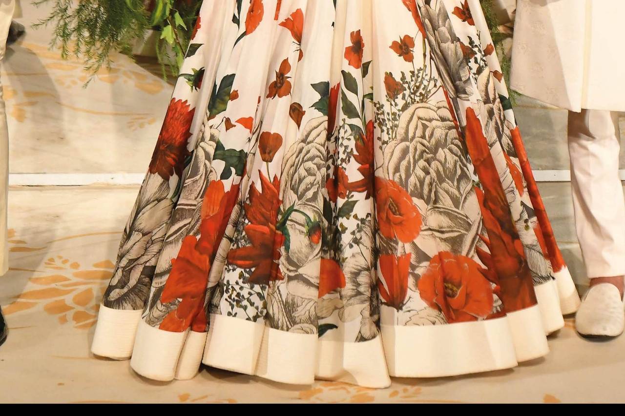 Rohit Bal, Noida - Lehenga - Sector 18, Noida - Weddingwire.in
